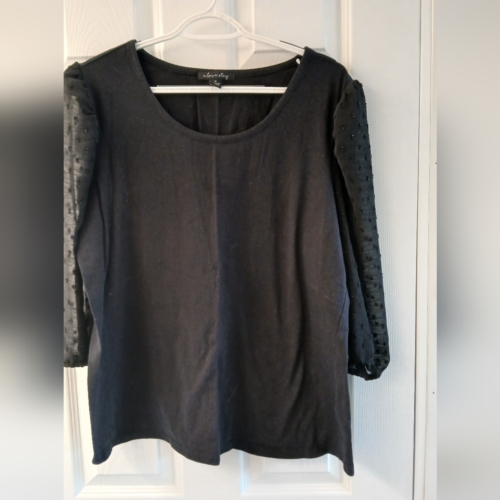 A Love Story Scoop Neck Top with Textured Polka‑Dot Sleeves Size 1X